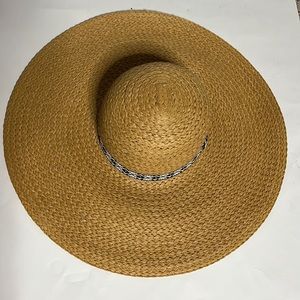Beach hat